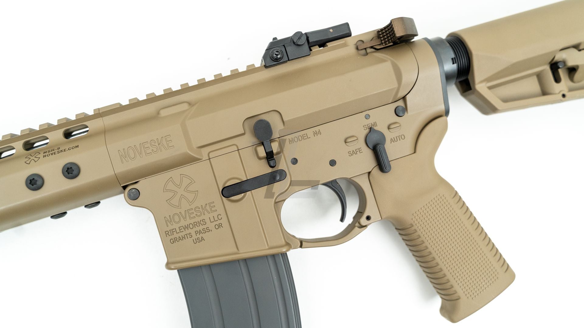 DOUBLE EAGLE - EMG NOVESKE DEVGRU N4 MWS GBB RIFLE (DARK EARTH)