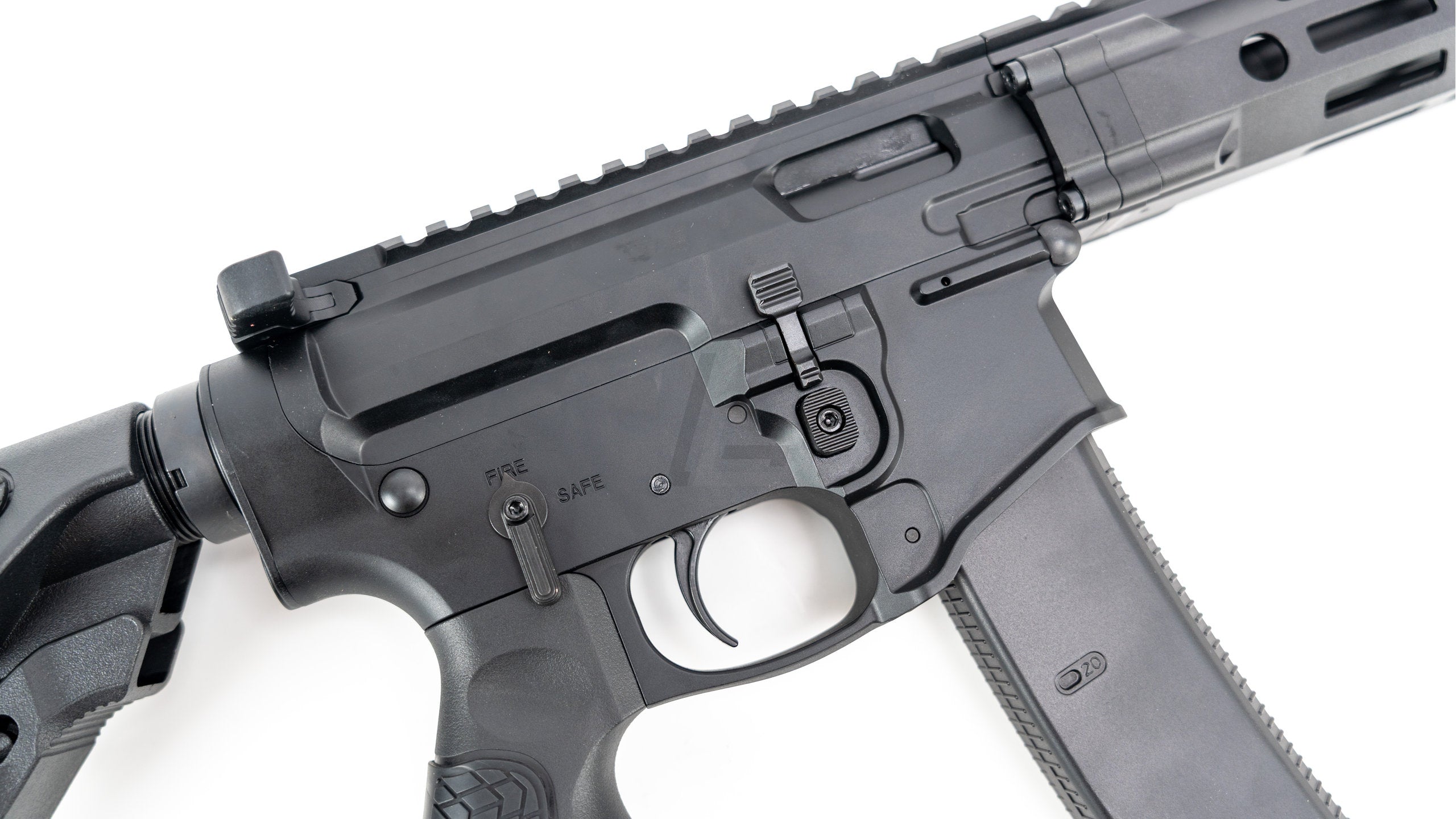 EMG/DE - DANIEL DEFENSE DD PCC SBR GBB