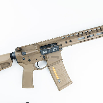 DOUBLE EAGLE - EMG NOVESKE DEVGRU N4 MWS GBB RIFLE PMAG (DARK EARTH)