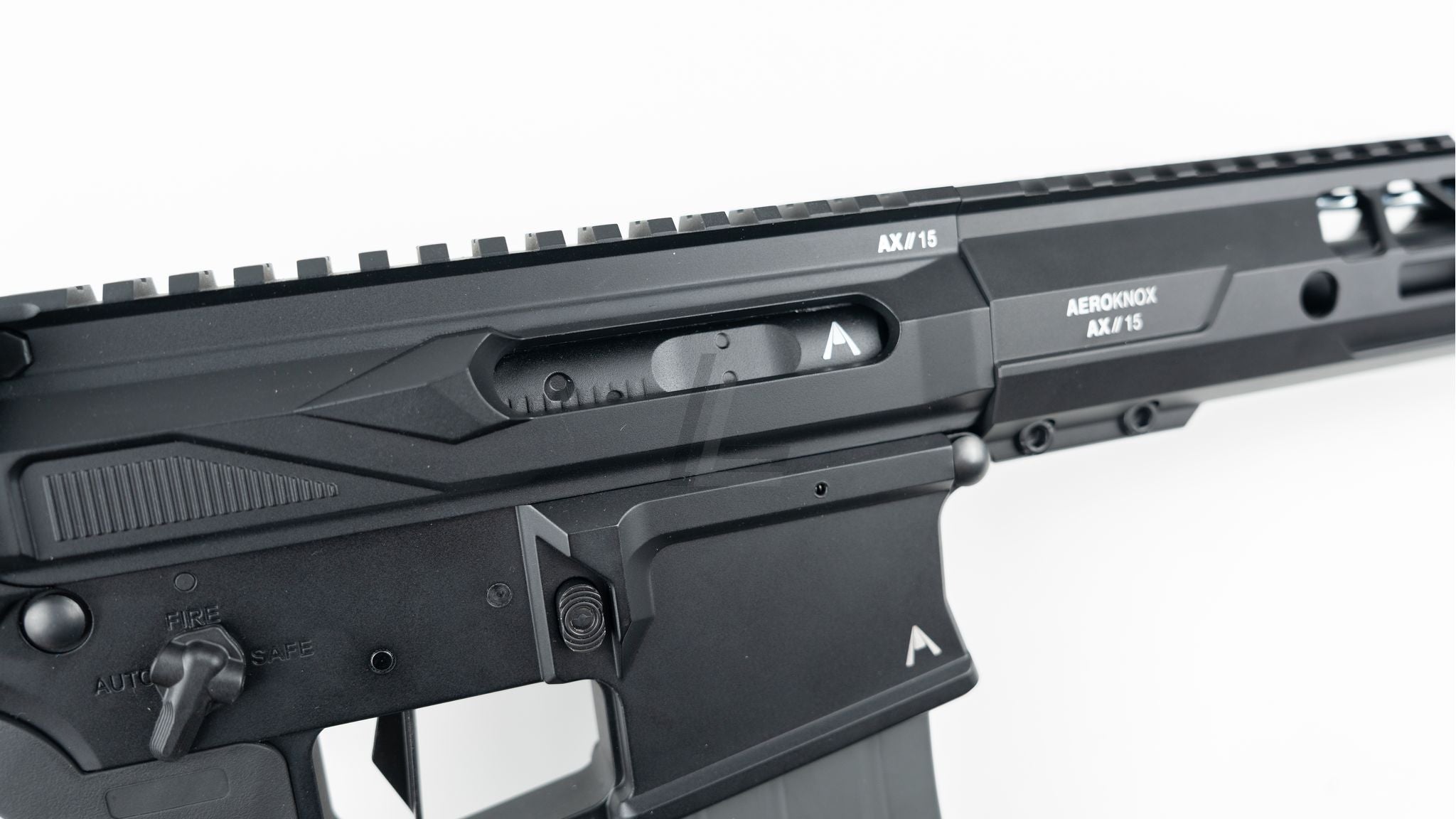 DOUBLE EAGLE - AEROKNOX LICENSED AX15 MWS GBB 10.5 RIFLE (BK)