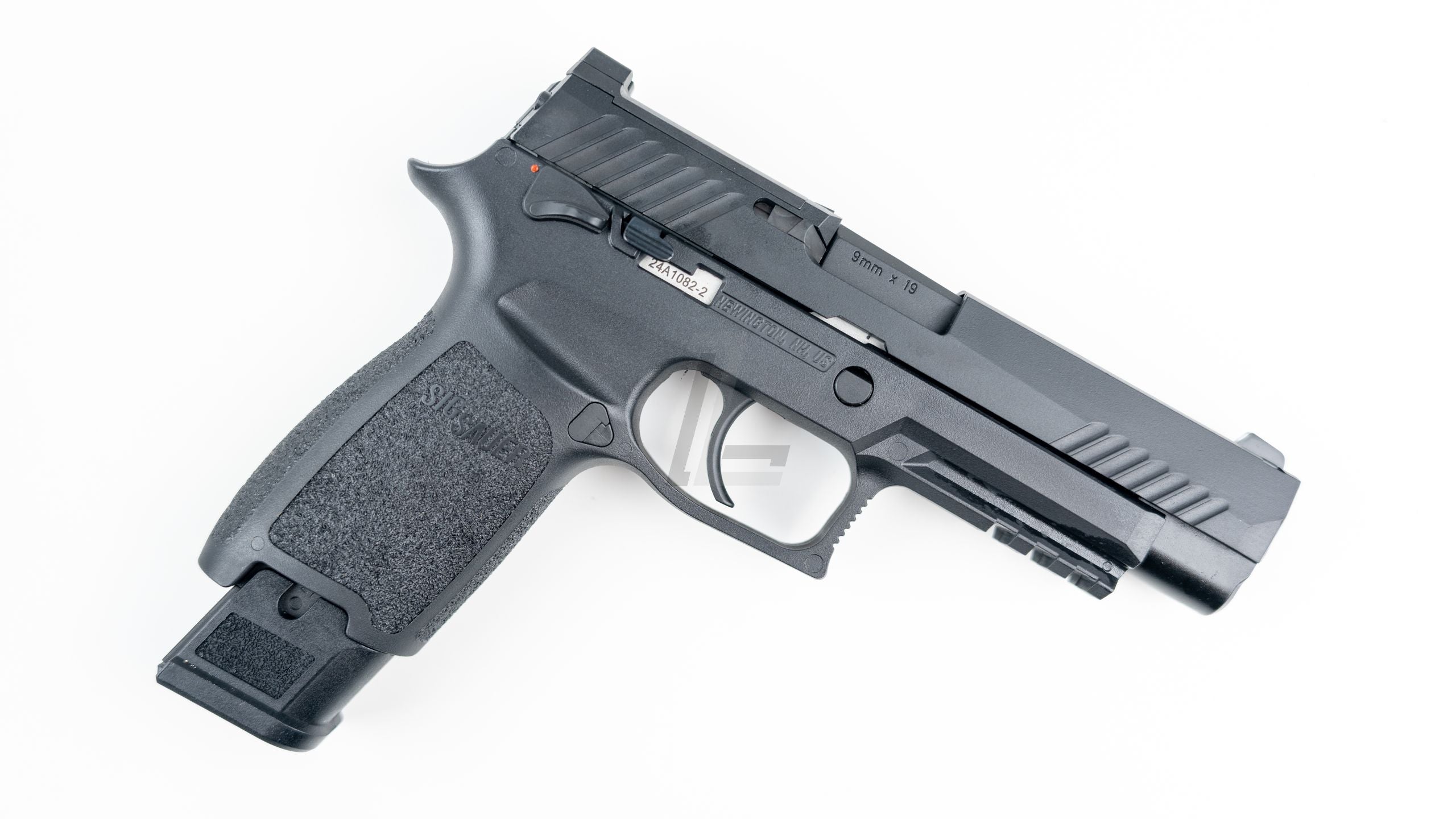 VFC - SIG SAUER M17 P320 GREEN GAS AIRSOFT PISTOL - BLACK BY SIG AIR