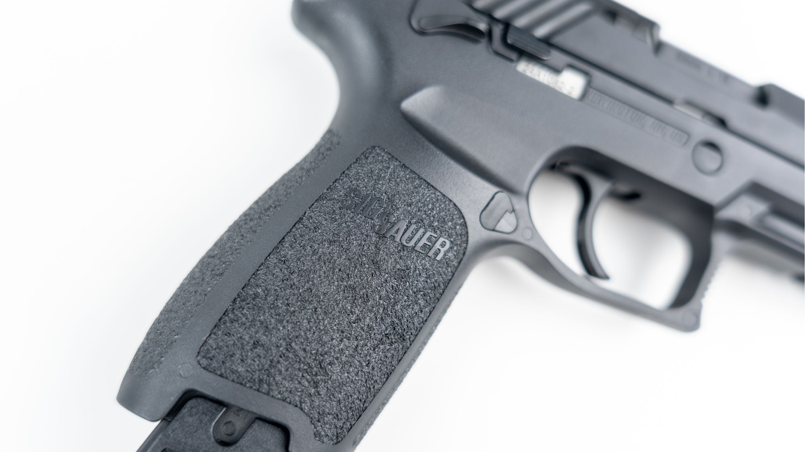 VFC - SIG SAUER M17 P320 GREEN GAS AIRSOFT PISTOL - BLACK BY SIG AIR