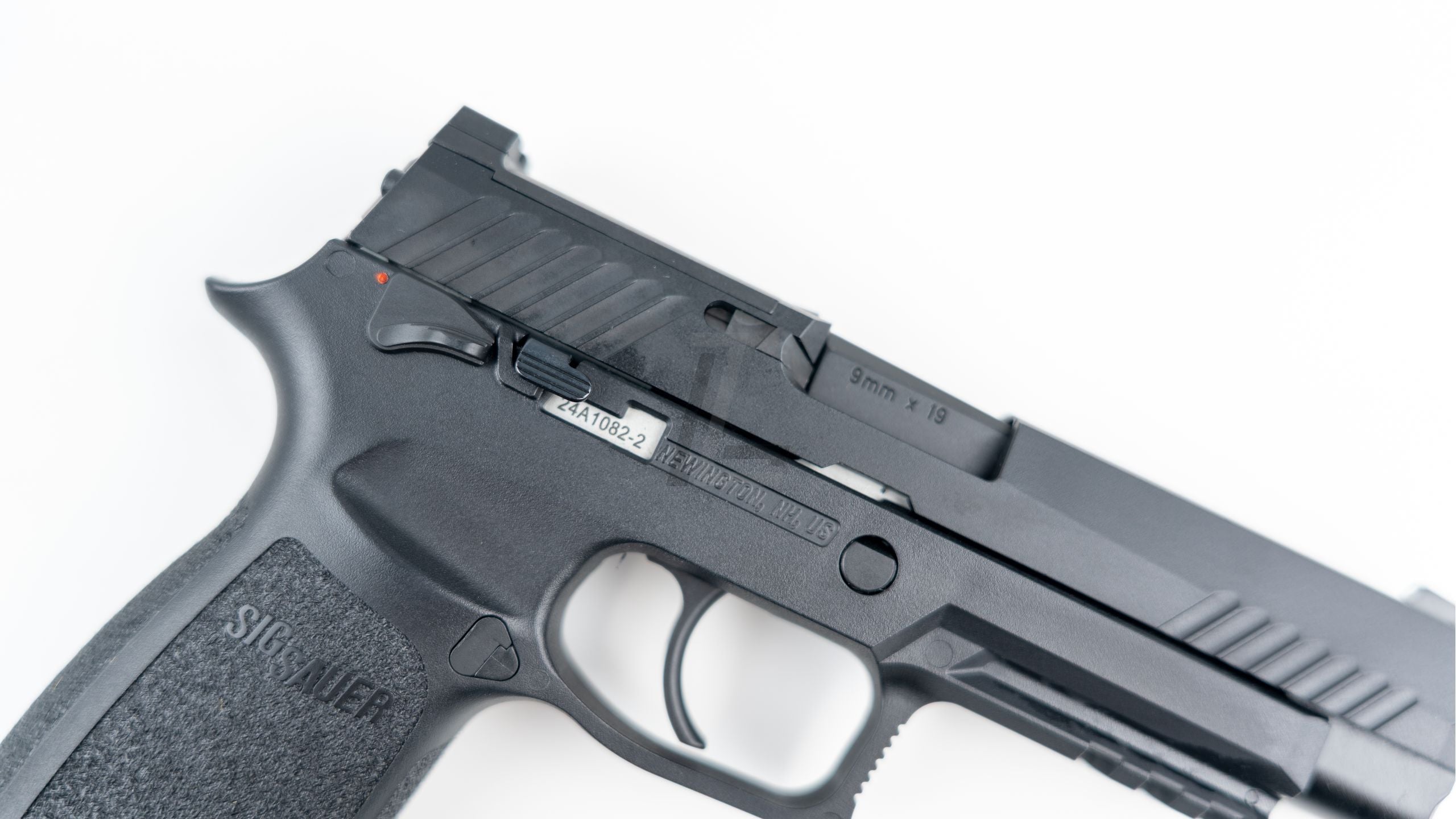 VFC - SIG SAUER M17 P320 GREEN GAS AIRSOFT PISTOL - BLACK BY SIG AIR