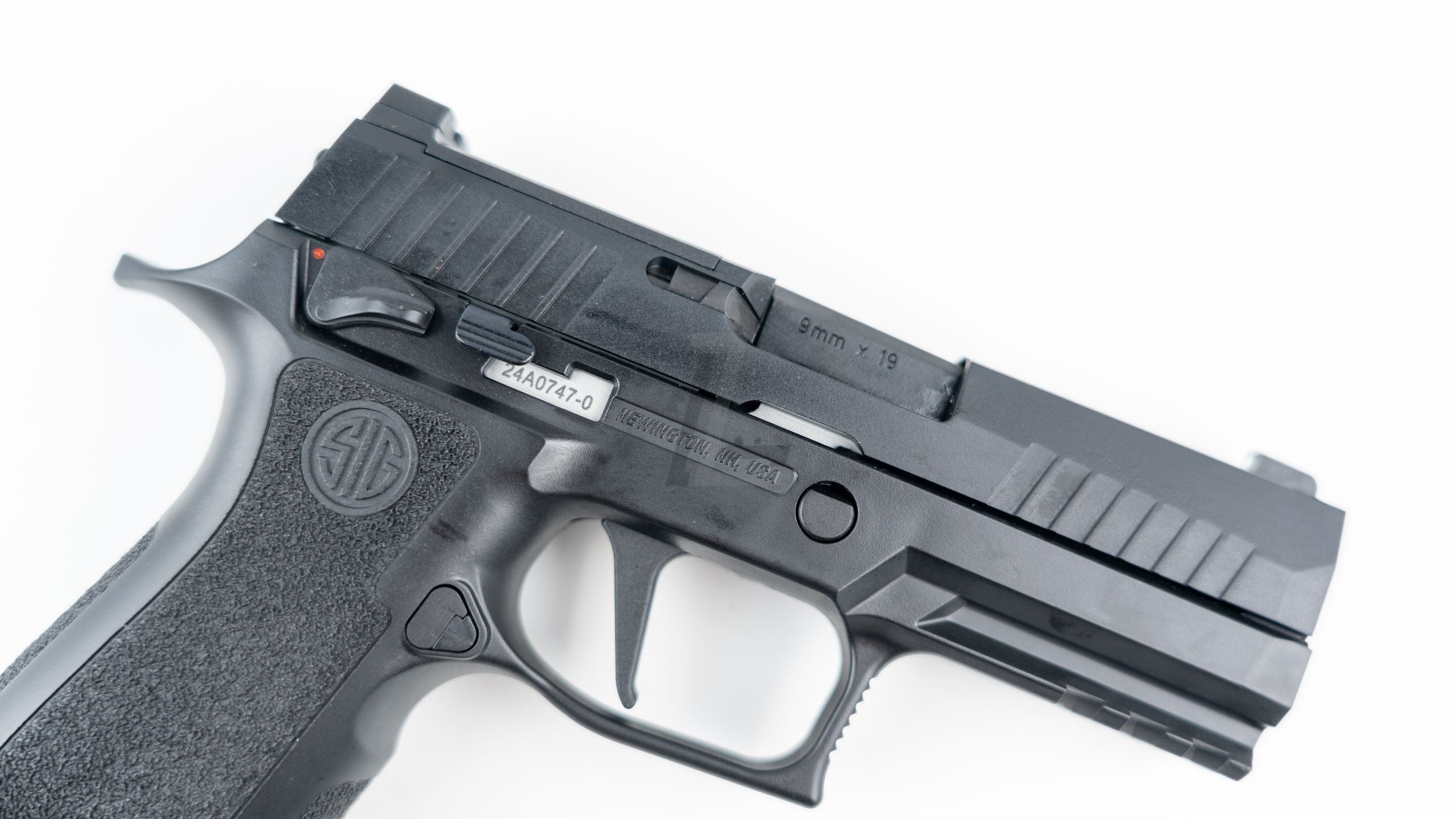 VFC - SIG SAUER P320 XCARRY GREEN GAS AIRSOFT PISTOL - BLACK BY SIG AIR