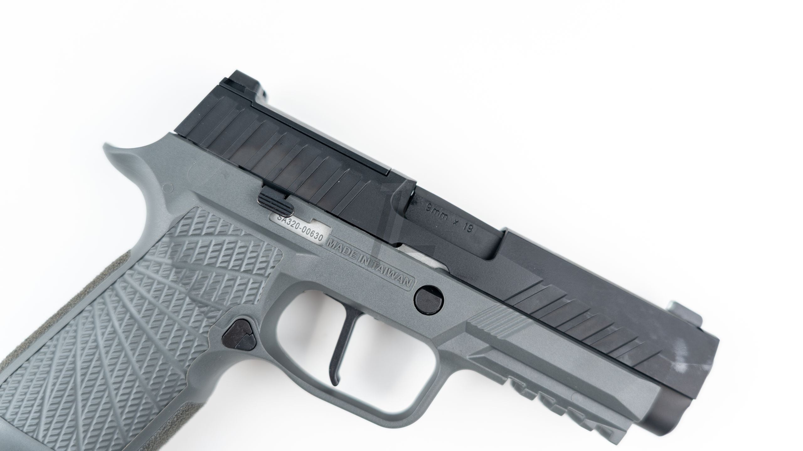 VFC - STARK ARMS SA320 AIRSOFT GBB PISTOL