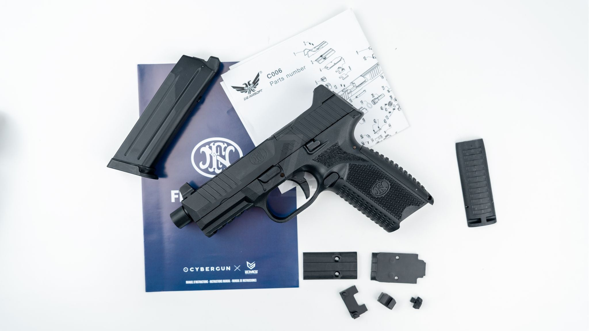 DOUBLE EAGLE - EMG FN HERSTAL LICENSED FN 509 GAS AIRSOFT PISTOL (BLACK)