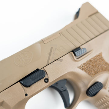 DOUBLE EAGLE - EMG FN HERSTAL LICENSED FN 509 GAS AIRSOFT PISTOL (DARK EARTH)