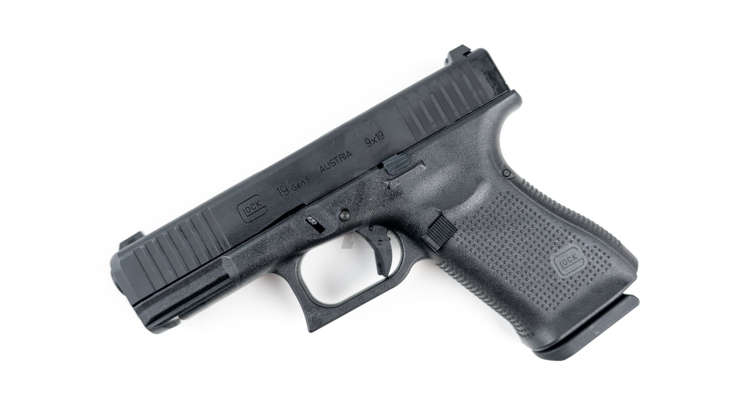 UMAREX - GLOCK 19 GEN 5 GBB AIRSOFT PISTOL (VFC G19 GEN 5)