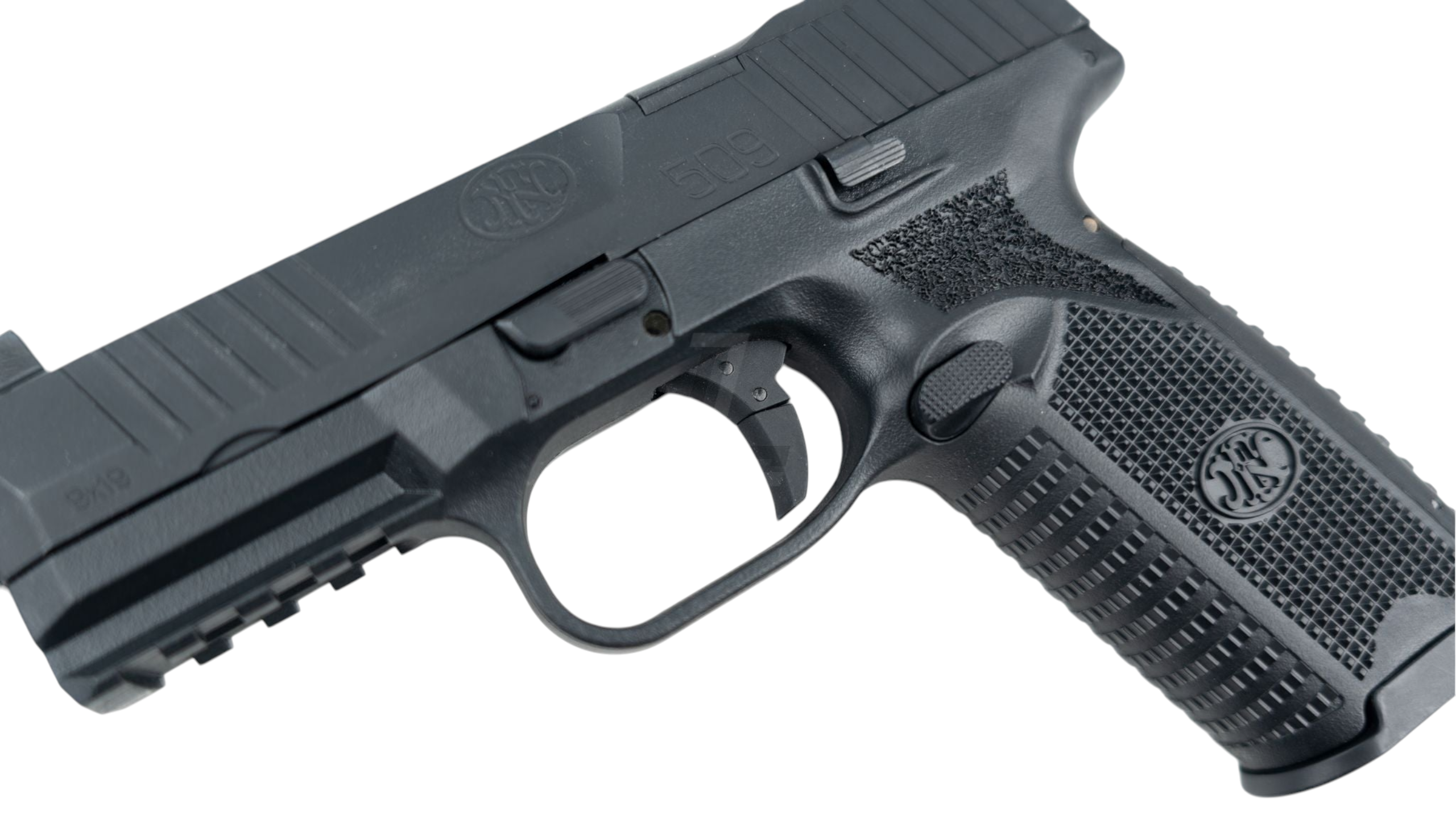DOUBLE EAGLE - EMG FN HERSTAL LICENSED FN 509 GAS AIRSOFT PISTOL (BLACK)