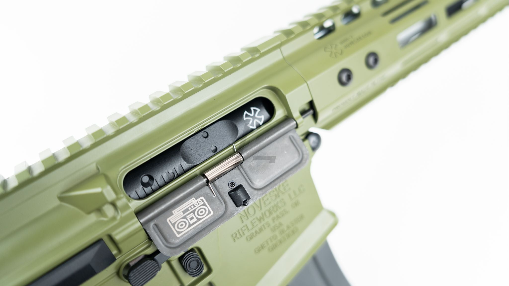 DOUBLE EAGLE - NOVESKE GHETTO BLASTER NHR-7" MWS GBB RIFLE (BAZOOKA GREEN)