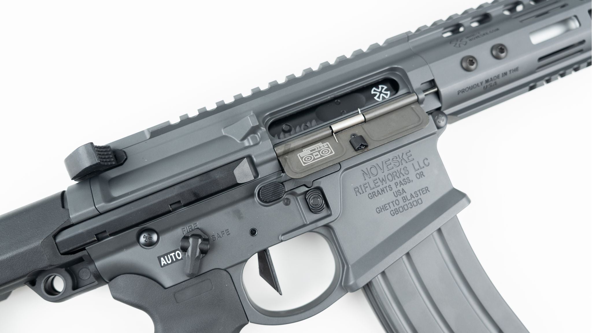 DOUBLE EAGLE - NOVESKE GHETTO BLASTER NHR-7" MWS GBB RIFLE (GREY)